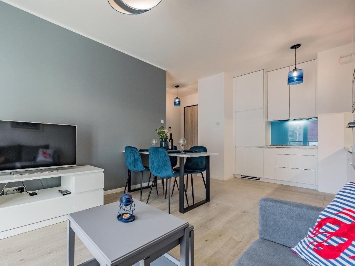 Apartment Hello Letnica With Private Parking Gdansk